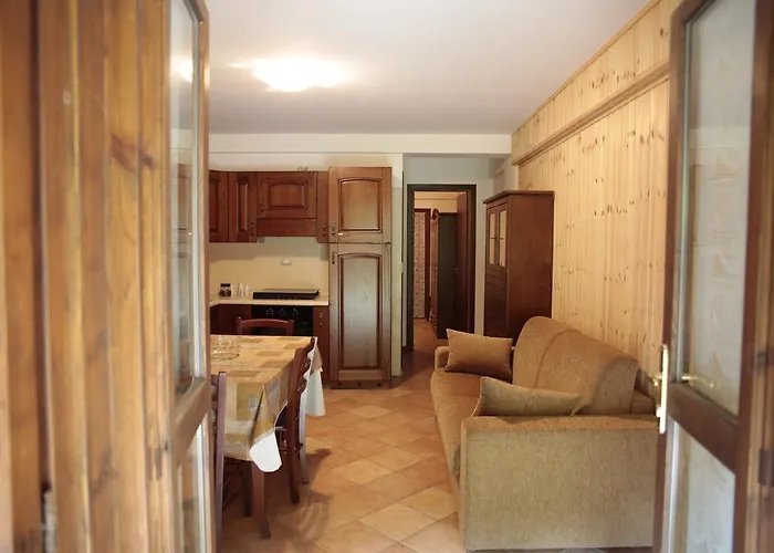 Baite Palumbosila * Cotronei